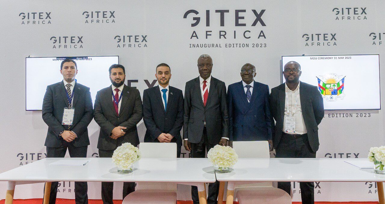 على هامش فعاليات معرض “جيتكس أفريقيا 2023” “عِلم” توقع مذكرة تفاهم مع وزارة الاقتصاد الرقمي والبريد والاتصالات في جمهورية إفريقيا الوسطى